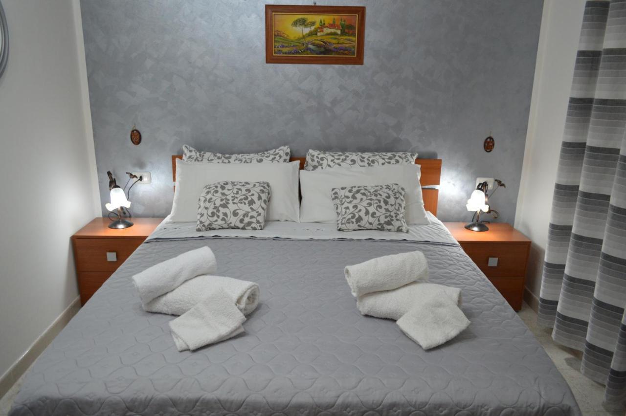 Bed And Breakfast Arcobaleno Casteltermini Exterior foto